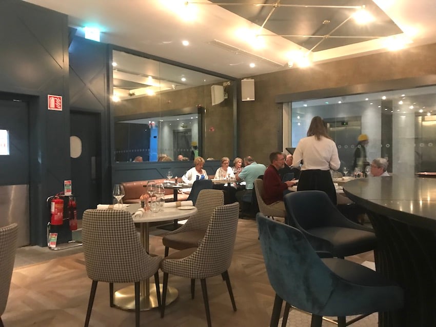 10 Fleet Street Bar and Restaurant The Morgan
