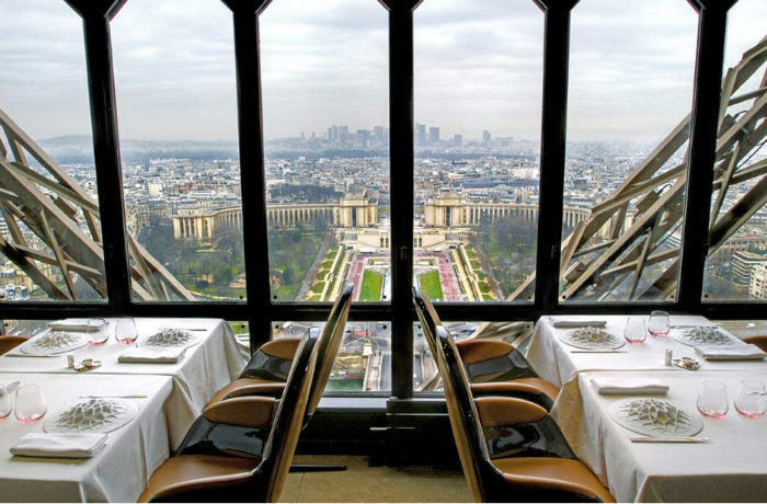 Le Jules Verne