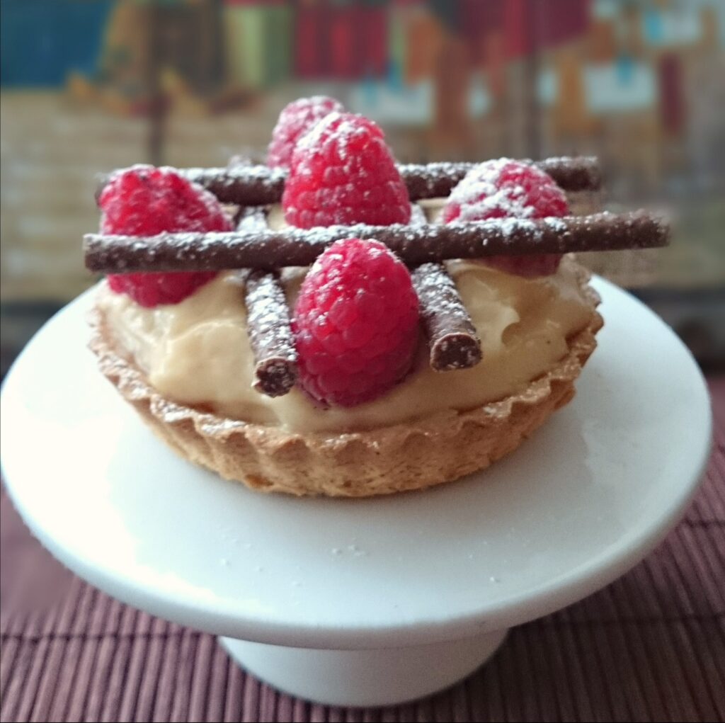 Cinnamon Raspberry Tarts