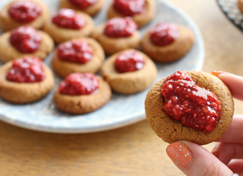 Healthy Jammie Dodgers Recipe by The Wonky Spatula