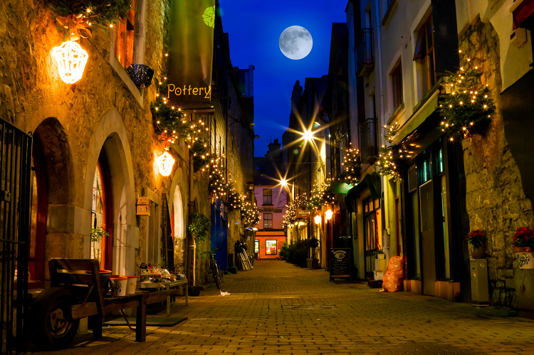15 Up and Coming Romantic Holiday Destinations for Wanderlovers [February Edition]