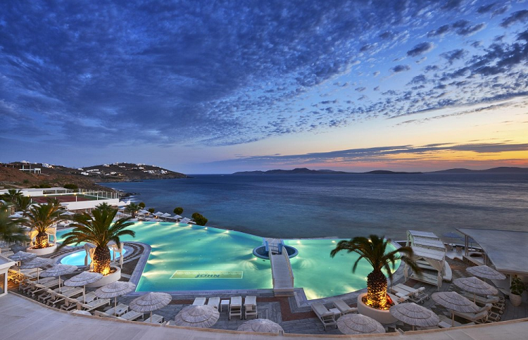 Up and Coming Romantic Holiday Destinations for Wanderlovers [February Edition]