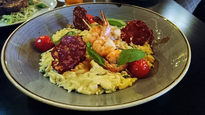 More than a Shining Armour: Knights Bat at Clontarf Castle Hotel, Clontarf – Bar Review [July Edition]