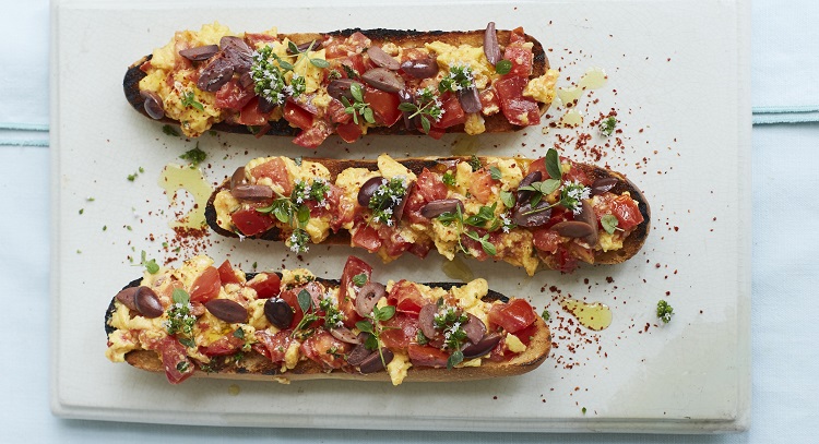 tomato toast scrambled eggs recipe .