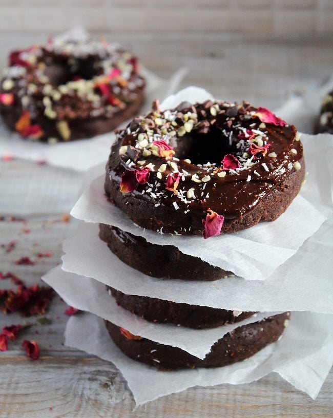 No Bake Chocolate Fudge Donut Recipe