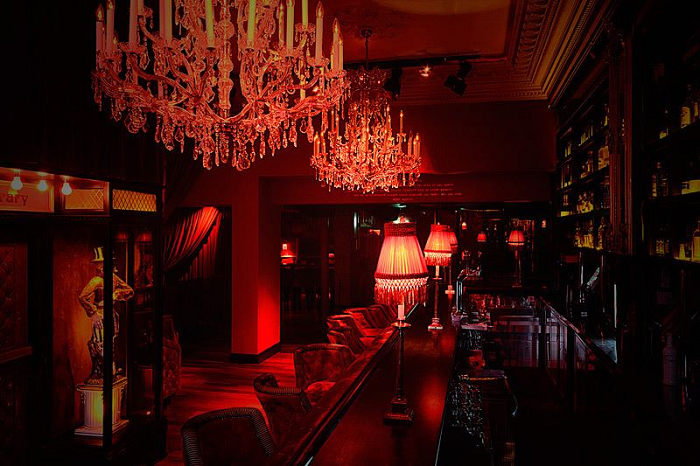 lillies bordello late bar
