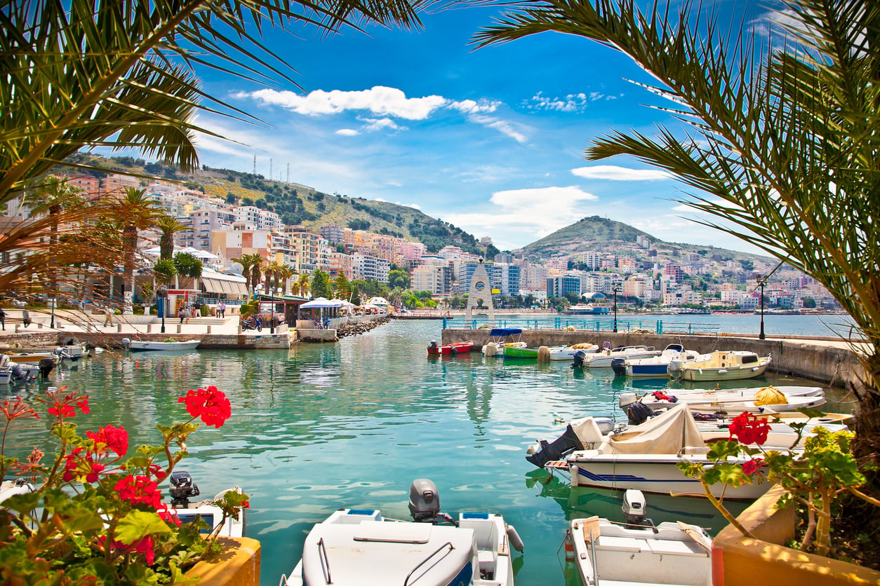 Top 10 Best Places To Visit in 2020 - Taste Travel Guide